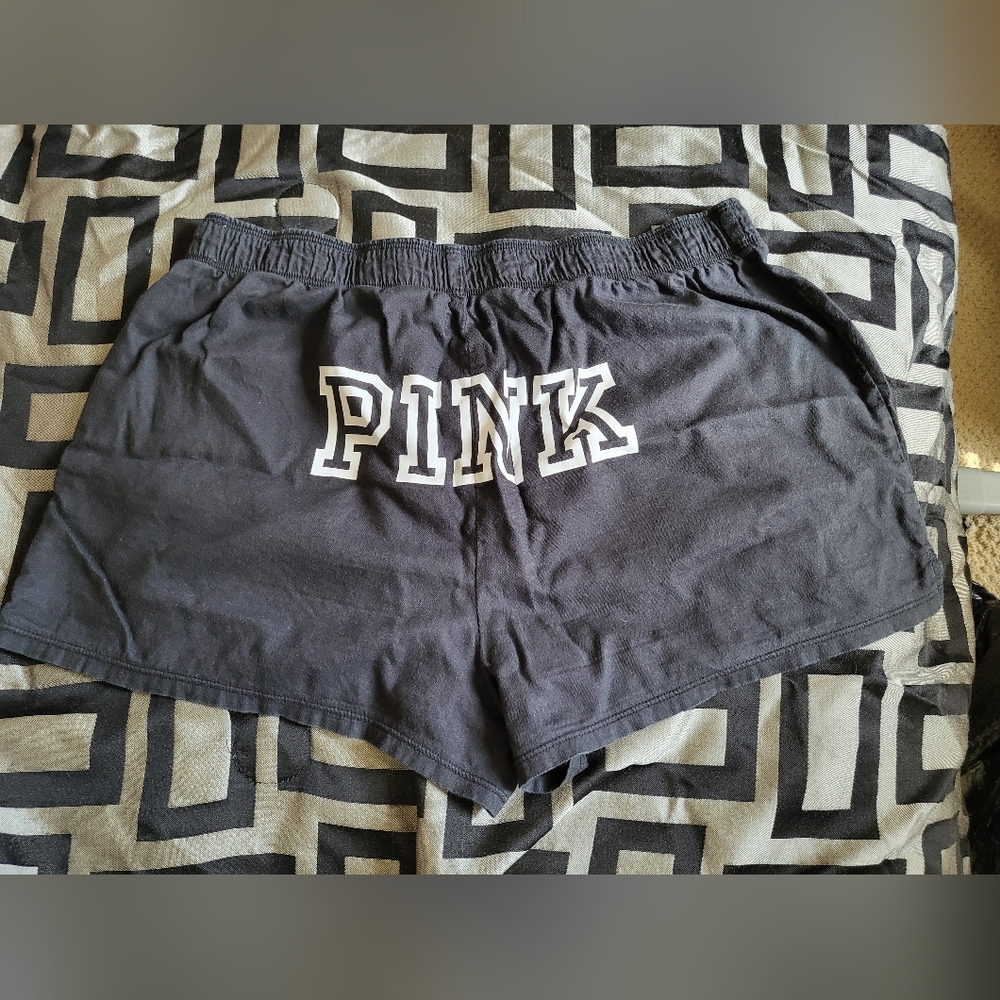 PINK Victoria's Secret Black Sleepy Boxy Shorts